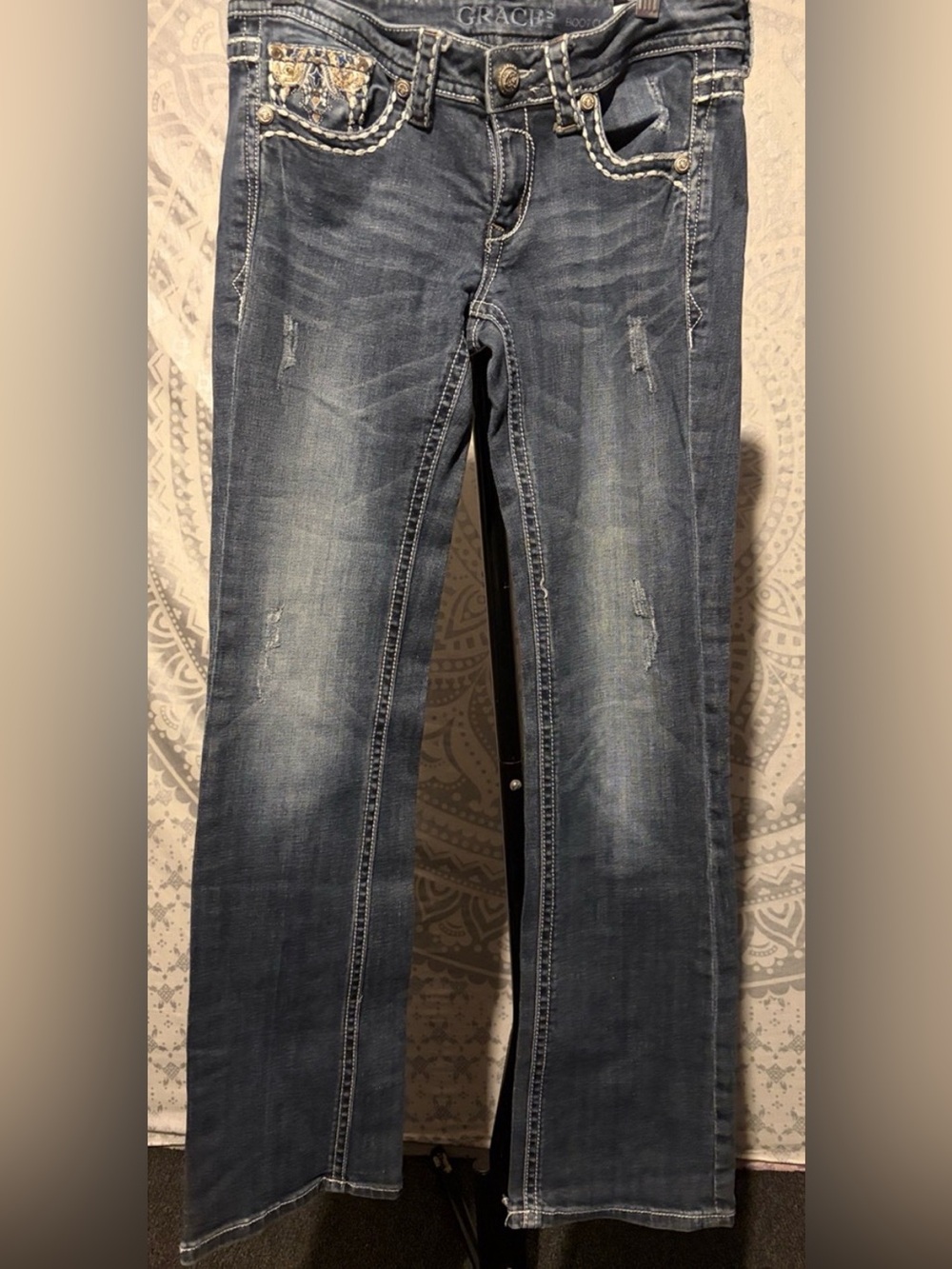🌟 GRACE in LA Easy Bootcut Embellished Distressed Jeans | Size 29 🌟